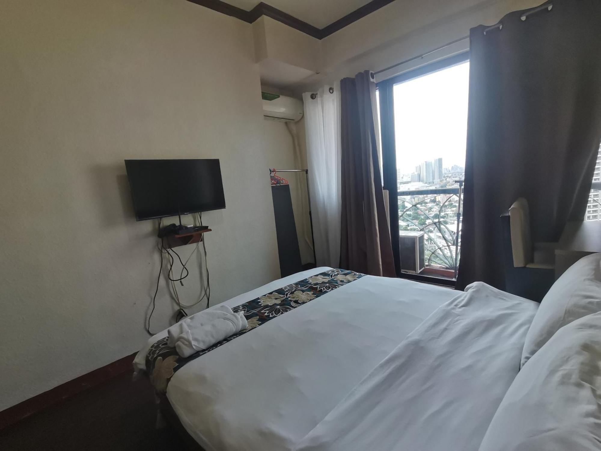 Passion Makati Aparthotel Makati City Buitenkant foto